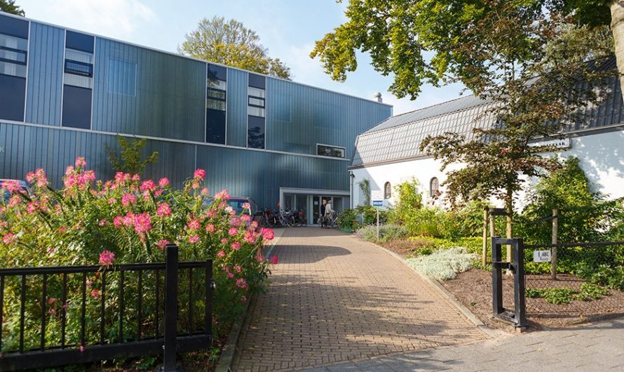 Oppas en kinderdienst tijdens gezamenlijke vieringen