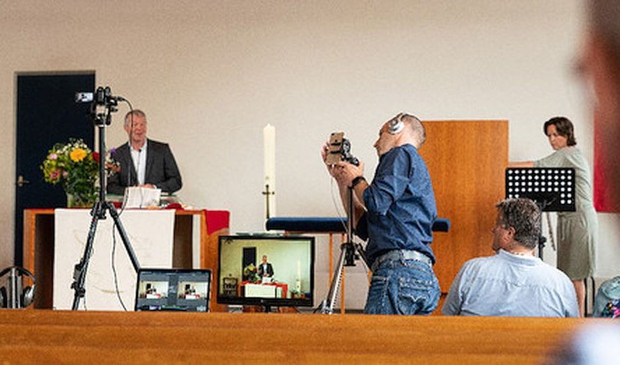 Terugloop na corona treft alle kerken