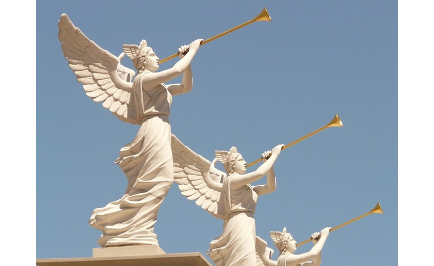 Kerstkoor in gezamenlijke kerstavonddienst